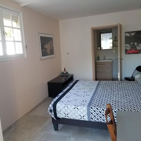 Bed and Breakfast Les Lauriers Espondeilhan Екстер'єр фото
