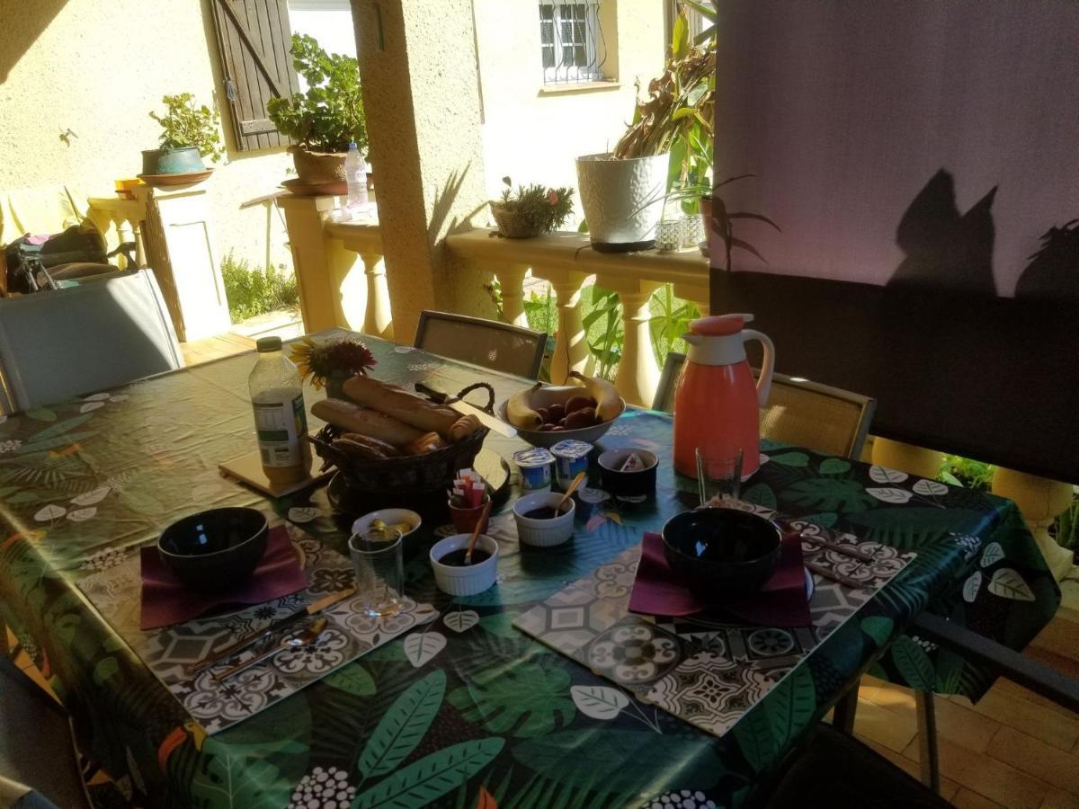 Bed and Breakfast Les Lauriers Espondeilhan Екстер'єр фото