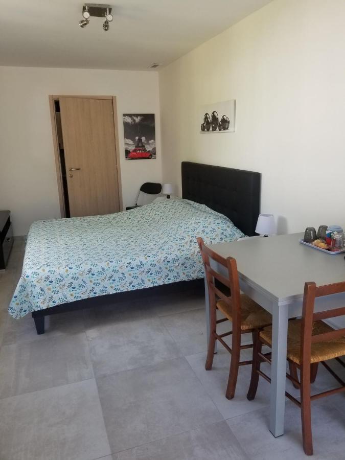 Bed and Breakfast Les Lauriers Espondeilhan Екстер'єр фото